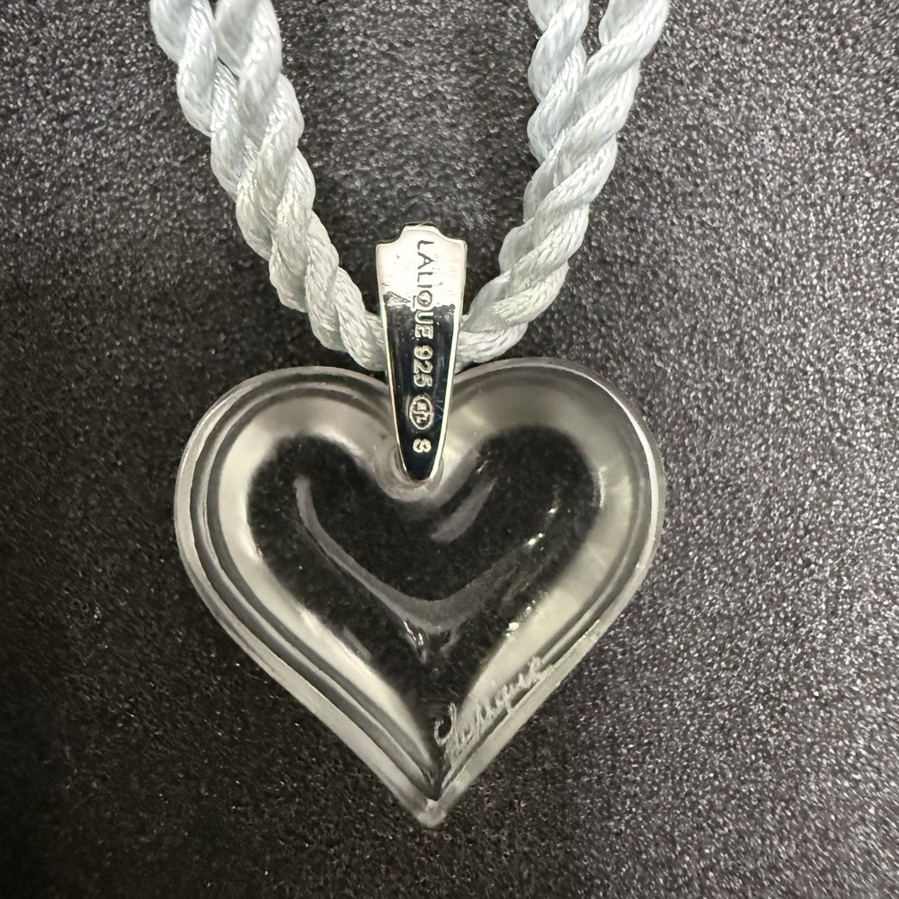 LALIQUE - AMOUR BEAUCOUP CRYSTAL CLEAR HEART PENDANT NEW IN BOX $195